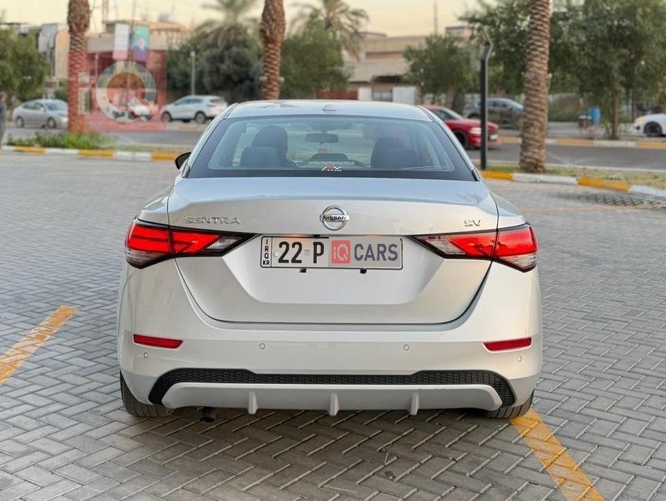 نیسان سێنترا